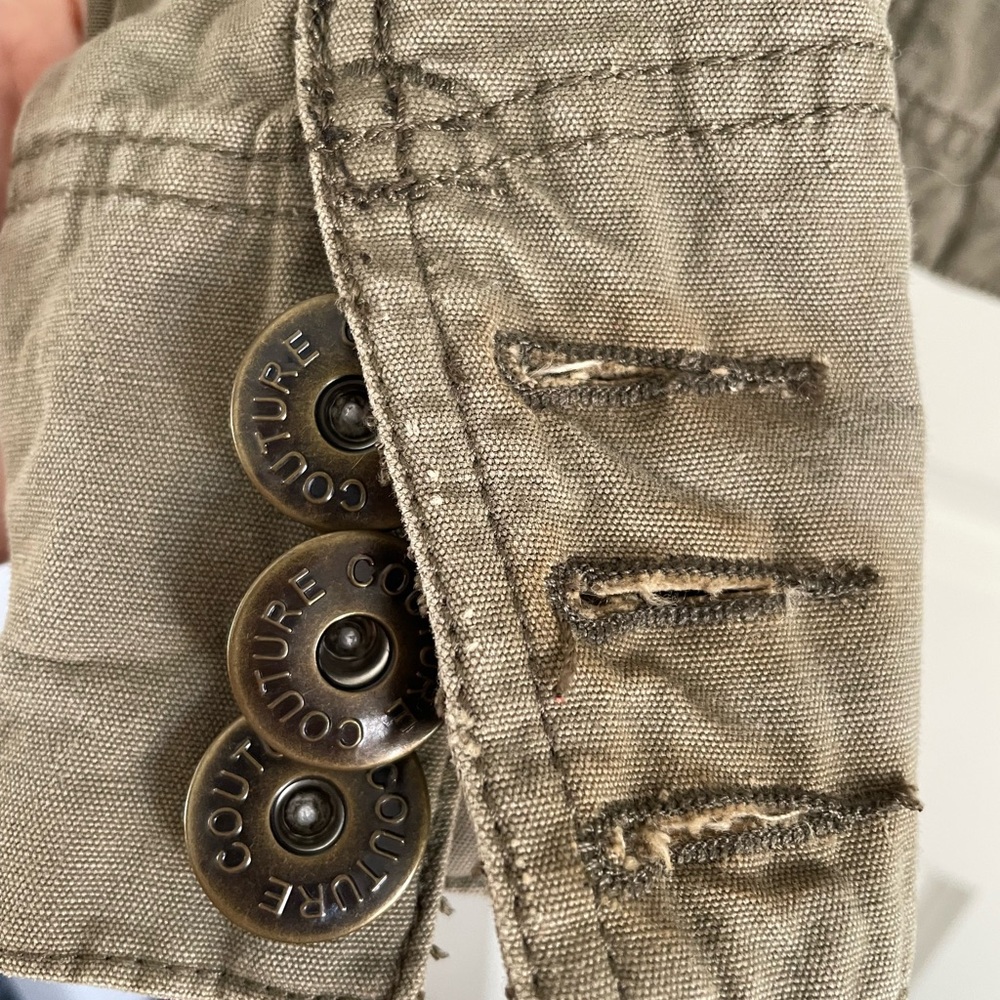 Romeo & Juliet Couture Khaki Embroidered Jean Jacket 100% Cotton metal buttons - Picture 4 of 14